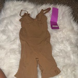 Medium fendi x skims collab shapewear bodysuit